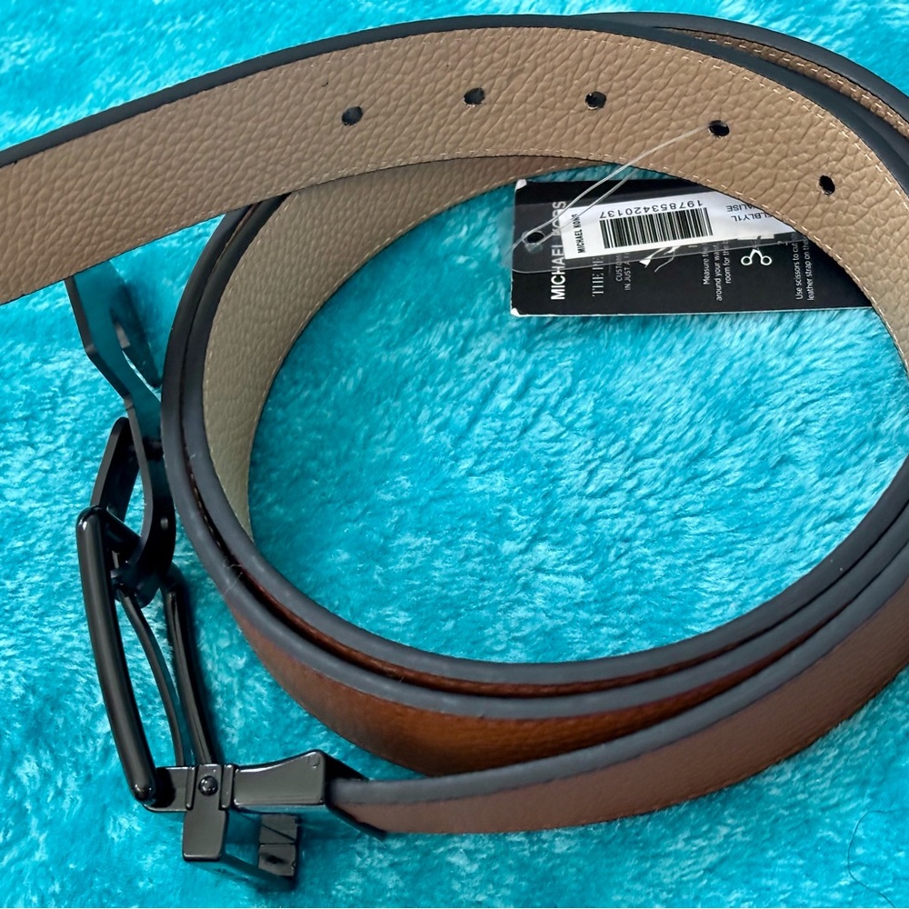 NWT Michael Kors Men's Reversible 34mm Brown Leather Belt with Black Buckle - Picture 5 of 8